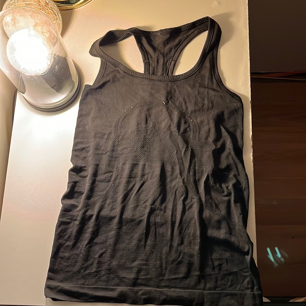 Black Swiftly Tech Racerback Tank ~ Lululemon ~ Size 8